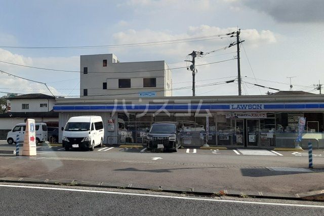 コンビニ　ローソン宇都宮石井町内野店（コンビニ）まで598m