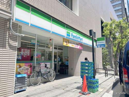 コンビニ　ファミリーマート堂島北店（コンビニ）まで119m