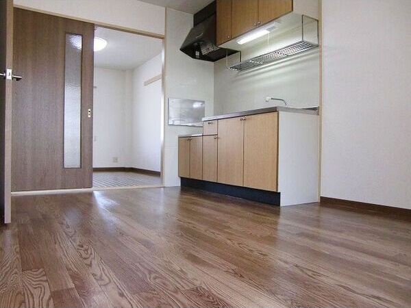 キッチン　同タイプ別部屋の写真です