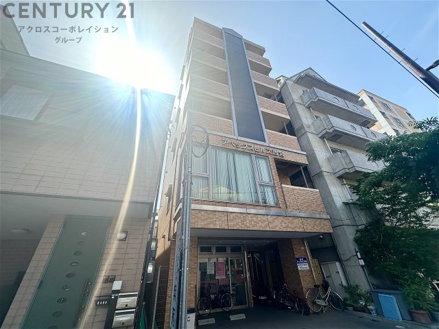 建物外観　オートロック完備で安心のセキュリティ♪