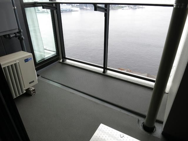 バルコニー　別タイプ部屋　参考写真です