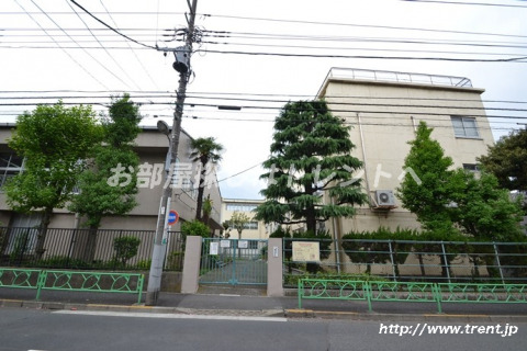 中学校　中野区立第十中学校（中学校）まで880m