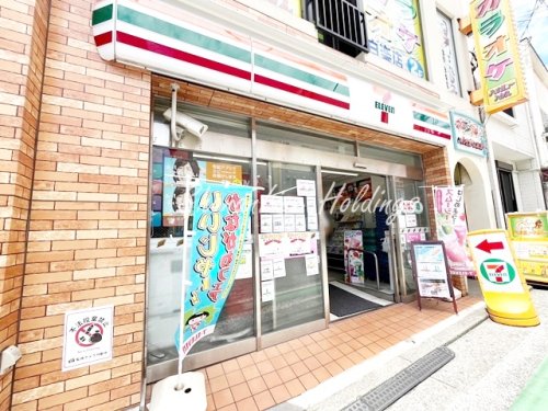 コンビニ　セブンイレブン　横浜白楽駅前店（コンビニ）まで391m