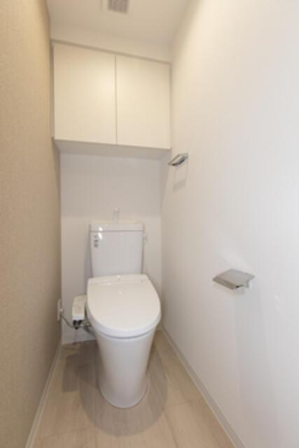 トイレ　※写真は同タイプ住戸です。