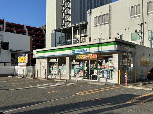 コンビニ　ファミリーマート 浪速敷津東店（コンビニ）まで198m