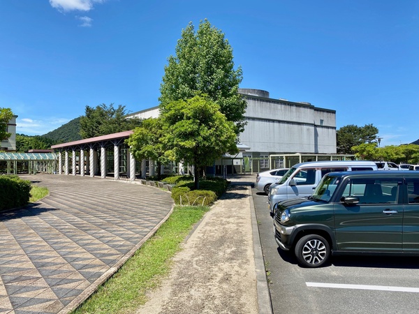 図書館　倉吉市立図書館（図書館）まで1067m