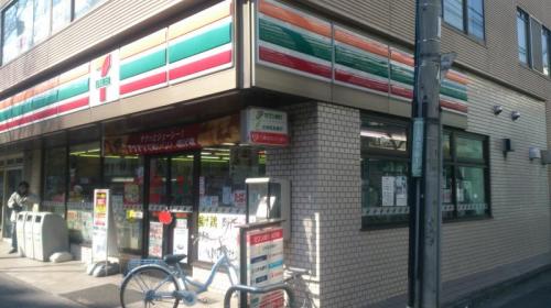 コンビニ　セブンイレブン 上北沢5丁目店（コンビニ）まで414m
