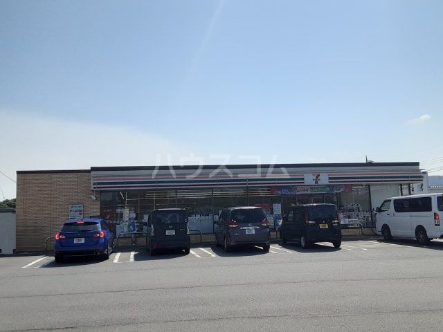 コンビニ　セブン-イレブン　竜ヶ崎小柴店（コンビニ）まで1042m