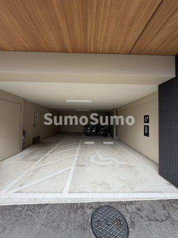 駐車場　車をお持ちの方に嬉しい駐車場付きの物件です