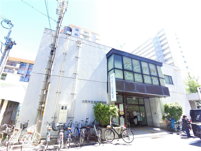 図書館　大阪市立淀川図書館（図書館）まで654m