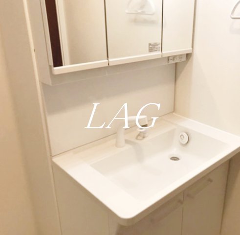 洗面設備　独立洗面台です。