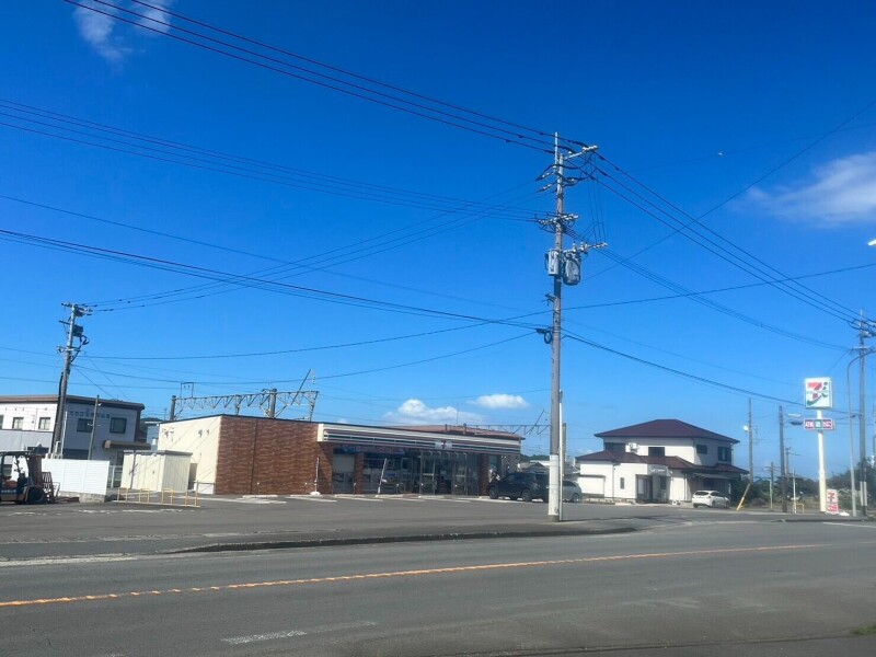 コンビニ　セブンイレブン高来湯江店（コンビニ）まで960m