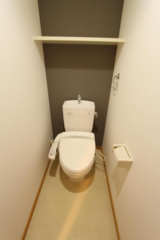 トイレ　同タイプ・参考写真