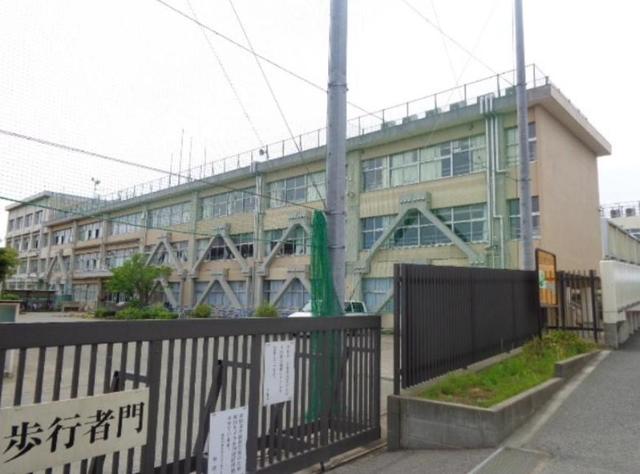 小学校　日野市立日野第七小学校（小学校）まで938m