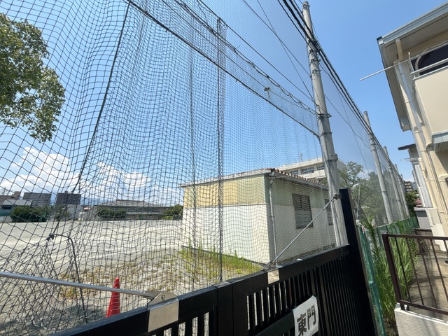 小学校　厚木市立厚木第二小学校（小学校）まで300m