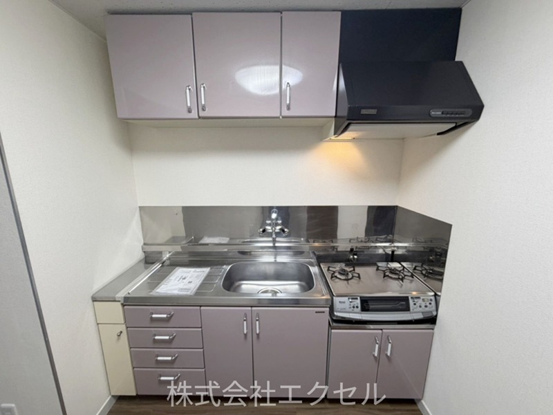 ＪＲ中央線 八王子駅 徒歩10分 3階建 築43年のキッチン写真