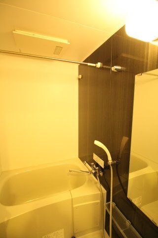 バス・シャワールーム　（別タイプ参考写真）メイクスデザイン王子　北区王子2