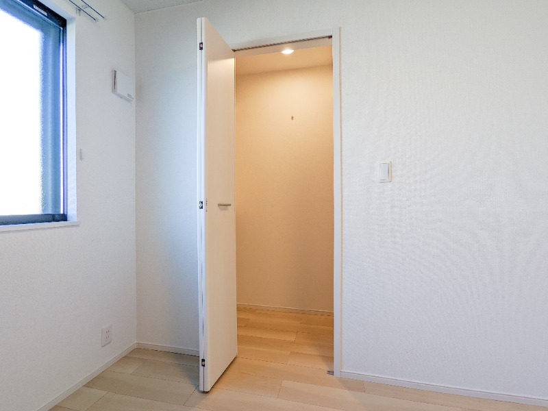 収納　図面と現状に相違がある場合には現状を優先