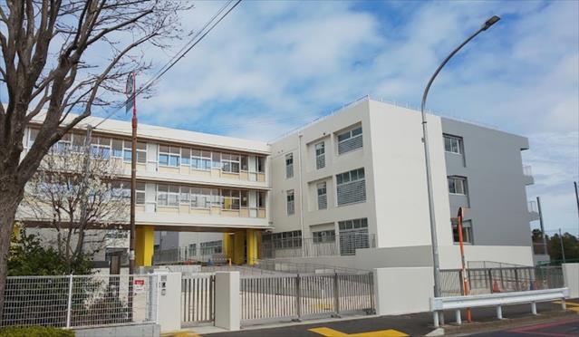 小学校　横浜市立緑園東小学校（小学校）まで1333m