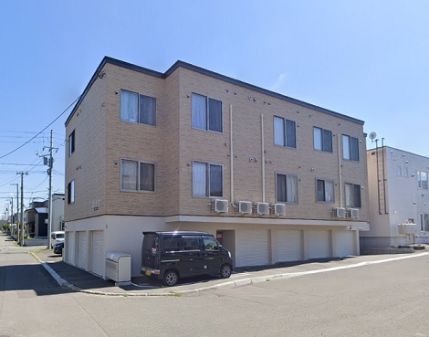 建物外観　高い建物が周囲には少ないので環境が良い地域ですね♪