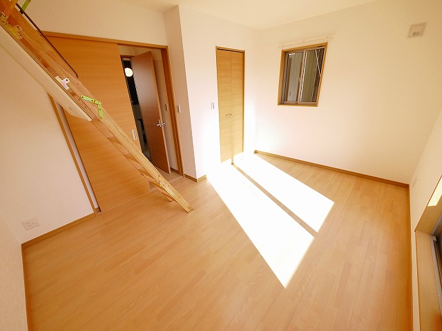 その他部屋・スペース　使い勝手のいい寝室です
