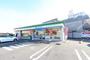 コンビニ　ファミリーマート城西二丁目店（コンビニ）まで209m