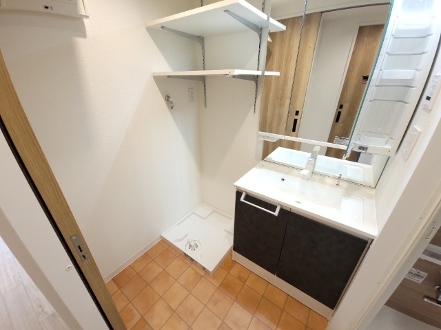 洗面設備　※別部屋の写真になります