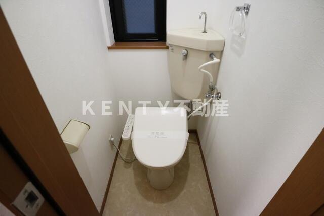トイレ　落ち着いたトイレです