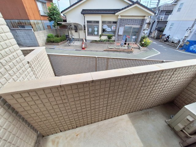 バルコニー　★しっかりとスペースがあるため洗濯物も干せます★