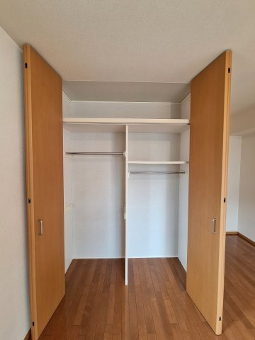 収納　★たっぷり納まるシステム収納★