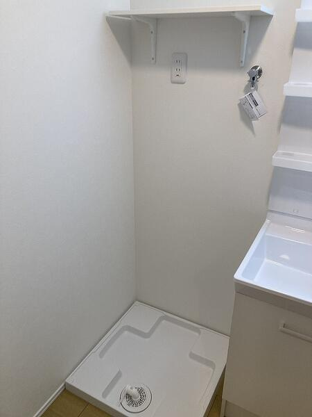 その他設備　室内洗濯置き場
