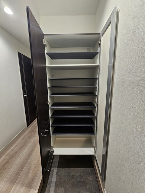 収納　シューズボックス♪