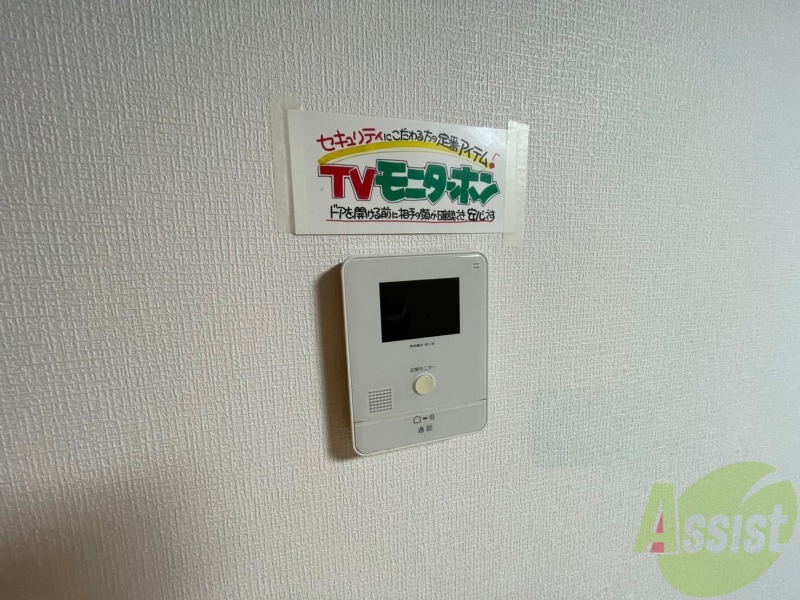 セキュリティ　モニターホンなので来客様の顔が見れます。安心ですね！