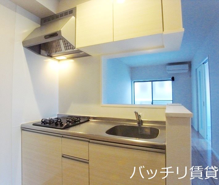 キッチン　画像は別号室写真の為、現状を優先いたします
