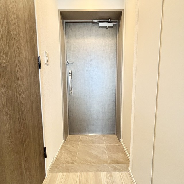 玄関　※写真は同タイプ住戸です。