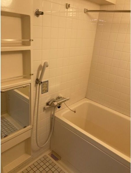 グランクール自由ヶ丘の風呂写真