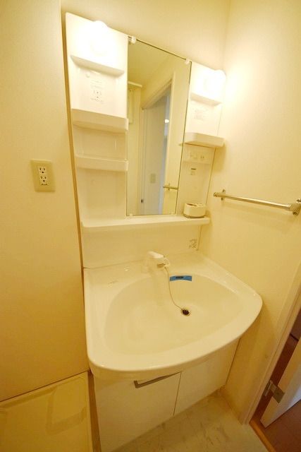 セントラルピース府中の内装写真