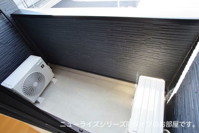 ＪＲ横浜線 橋本駅 バス乗車時間：24分 最寄りバス停で下車 徒歩5分 2階建 新築の内装写真