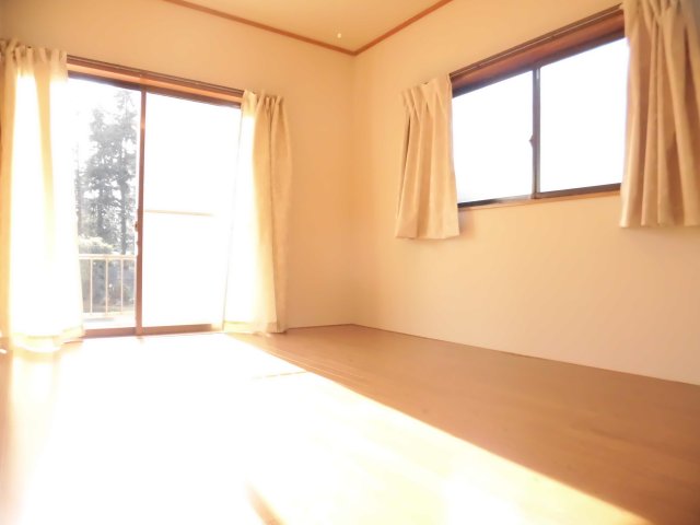 加藤ハイツの居間写真