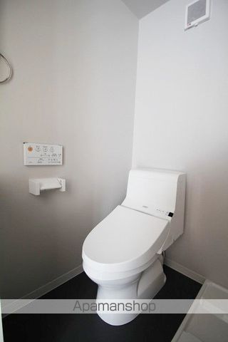 西鉄天神大牟田線 大橋駅 徒歩13分 2階建 築11年のトイレ写真