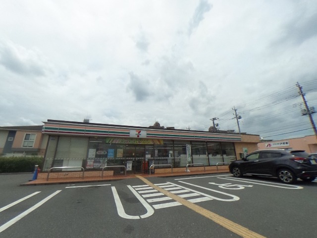 コンビニ　セブンイレブン 北本二ツ家1丁目店（コンビニ）まで455m