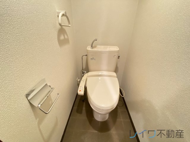 トイレ　コンパクトで使いやすいトイレです