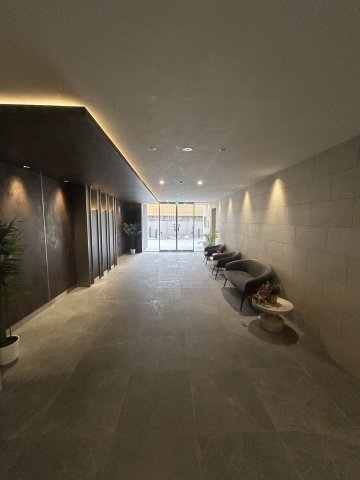 地下鉄千日前線 桜川駅 徒歩6分 9階建 築1年の外観写真