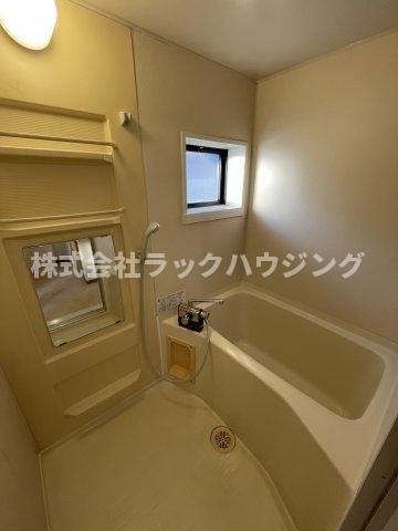 近鉄けいはんな線 白庭台駅 徒歩36分 2階建 築31年の風呂写真