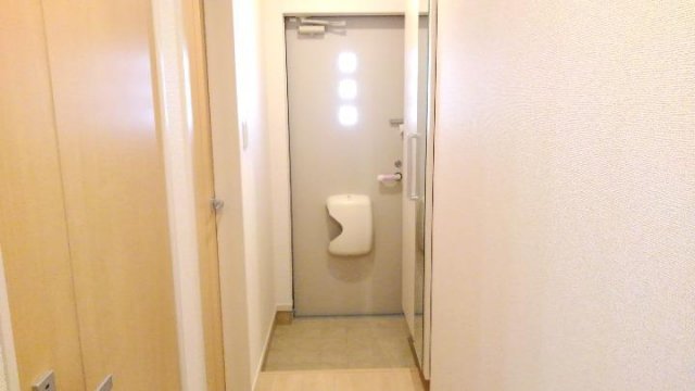 玄関　毎日通る玄関はこちらです