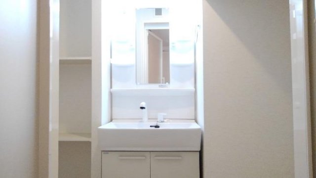 洗面設備　洗面所です
