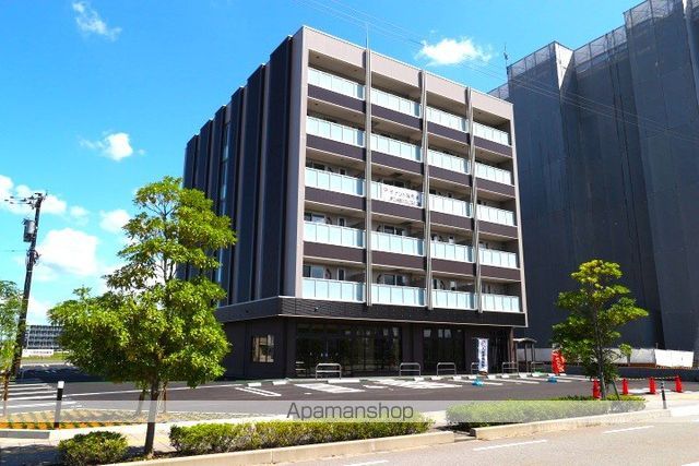 1LDK Mansion in Kanazawa, Ishikawa