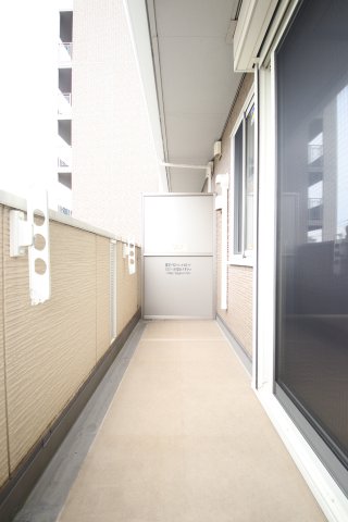 バルコニー　同施工会社別物件の写真です