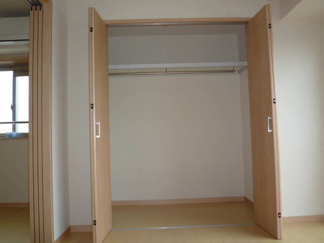 収納　クローゼット