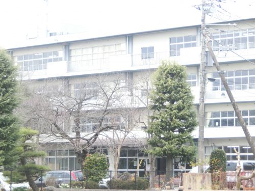 中学校　行田市立忍中学校（中学校）まで474m